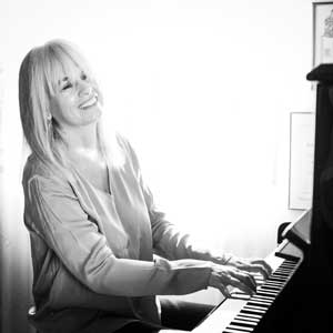 Stacy Koulouris - Professional piano teacher - Athens Greece